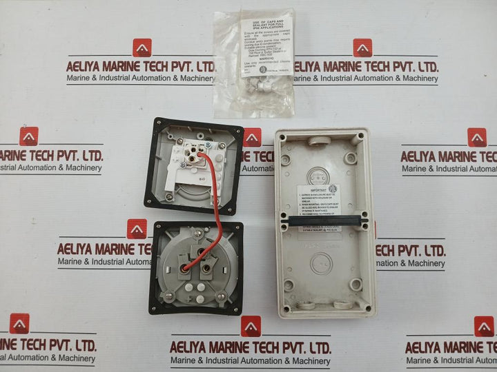Pdl 56Cv313 Single Pole Combination Switch Socket 56 Series 50Hz