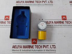 Peacock 0.01 Mm Dial Inside Gauge U00399