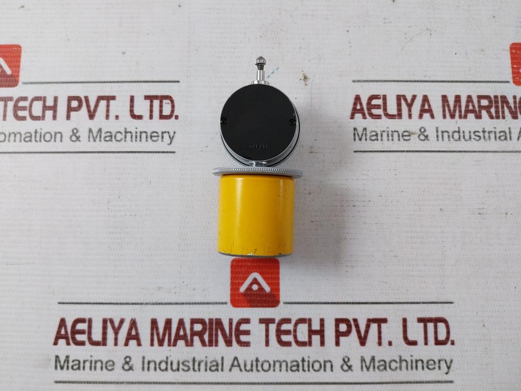 Peacock 0.01 Mm Dial Inside Gauge U00399