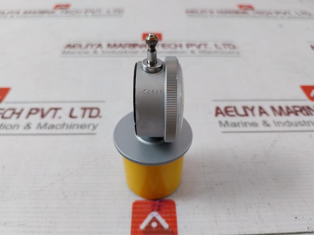 Peacock 0.01 Mm Dial Inside Gauge U00399