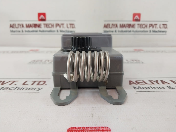 Peco Tf115-001 Voltage Thermostat 24-277Vac