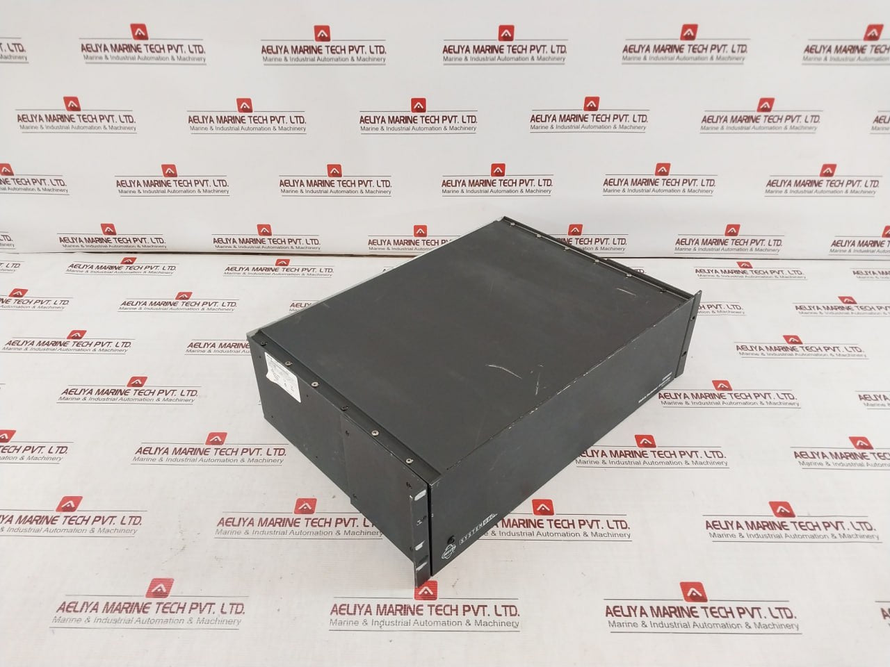Pelco Cm6800-32X6-x Matrix Switcher/Controller 50/60Hz 120/230V