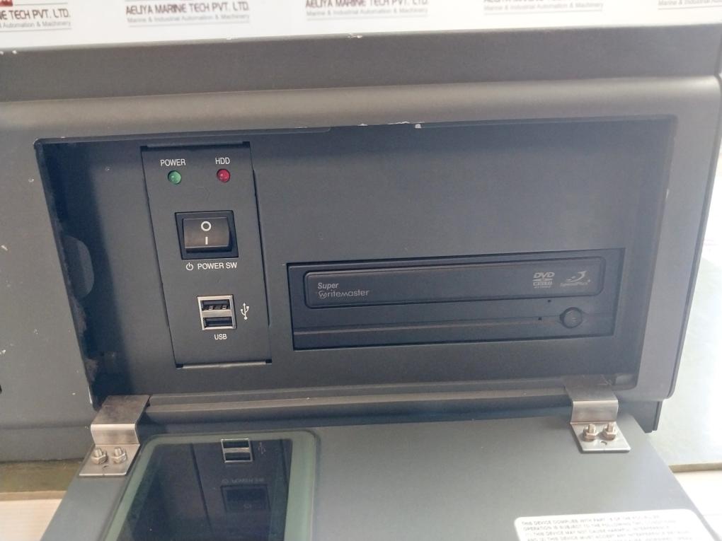 Pelco Dx8116-250 16 Channel Hybrid Video Recorder 100-240V 50/60Hz