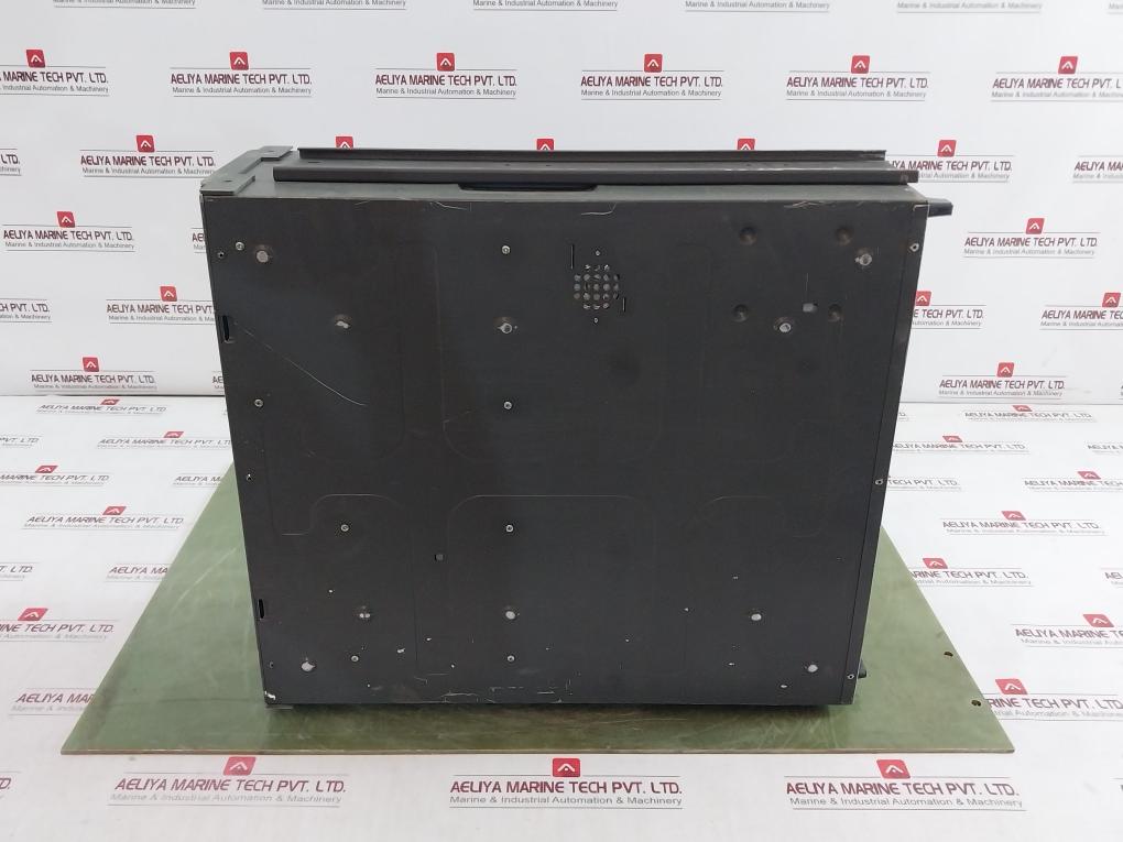 Pelco Dx8116-250 Digital Video Recorder Dx 8100 Series 100-240V 50/60Hz Ver: 1.2