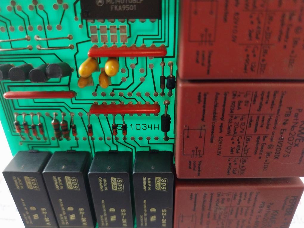 Pepperl+Fuchs Ex-81/2065X Isolating Switch Amplifier Measuring