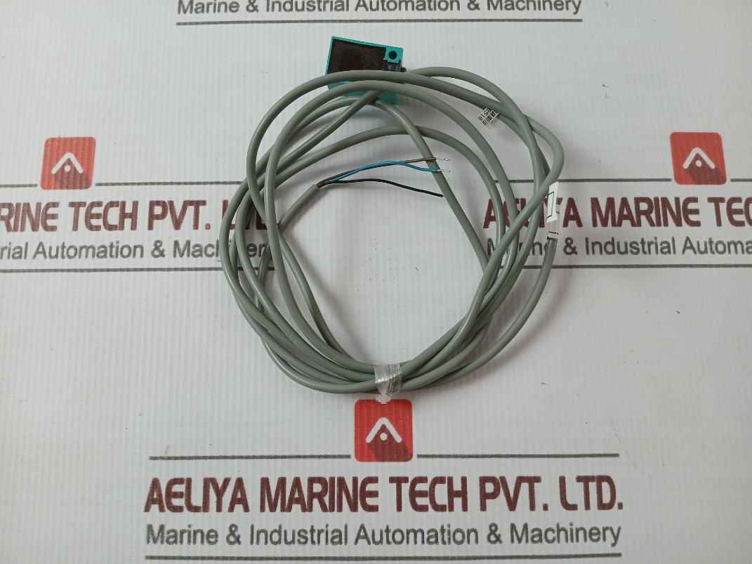 Pepperl+Fuchs Nbn5-f7-e0 Inductive Sensor 2 Meter 800730 10-30V 100Ma