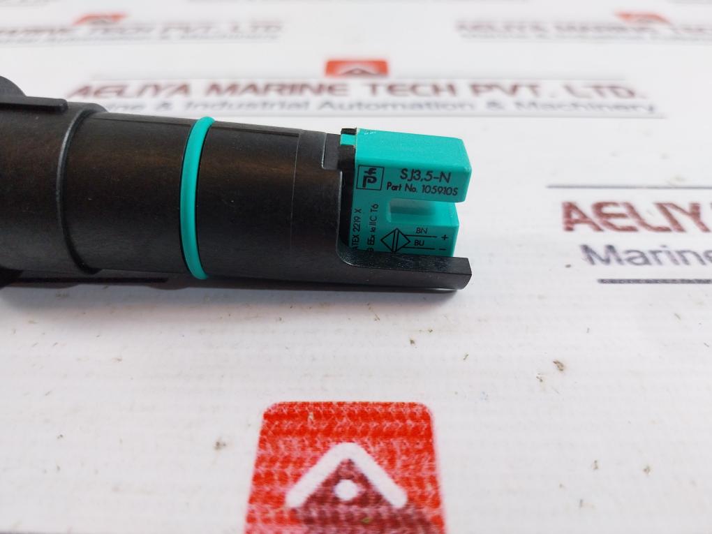 Pepperl+Fuchs Sj3,5-n Inductive Slot Sensor 105910S 8Vdc