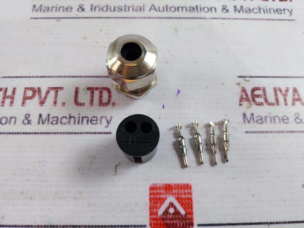 Pepperl+Fuchs Sj3,5-n Inductive Slot Sensor 105910S 8Vdc