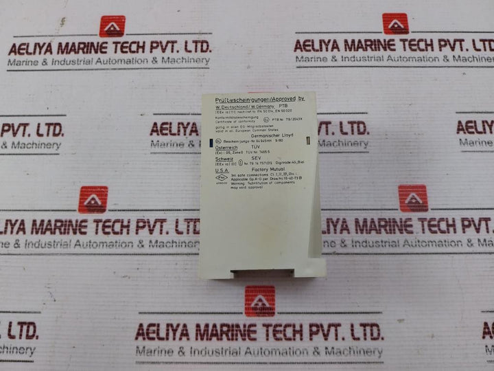 Pepperl+Fuchs We77/Ex1 Switch Amplifier 01544S 220Vac