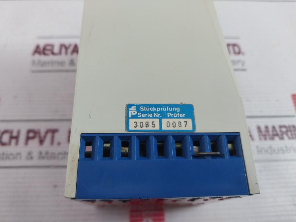 Pepperl+Fuchs We 77/Ex2 Isolated Switch Amplifier 01543 S