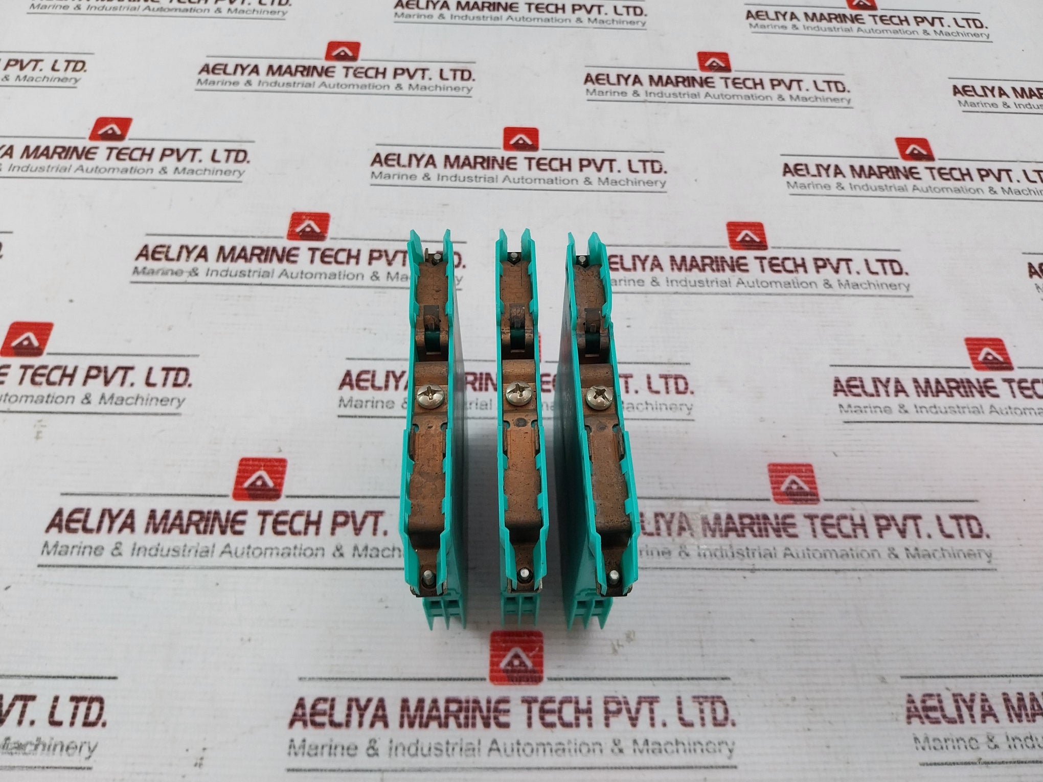 Pepperl+Fuchs Z728 Safe Snap Barrier 250V Aus Ex 2074X