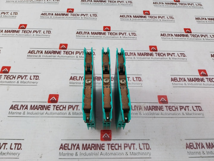 Pepperl+Fuchs Z728 Safe Snap Barrier 250V Aus Ex 2074X
