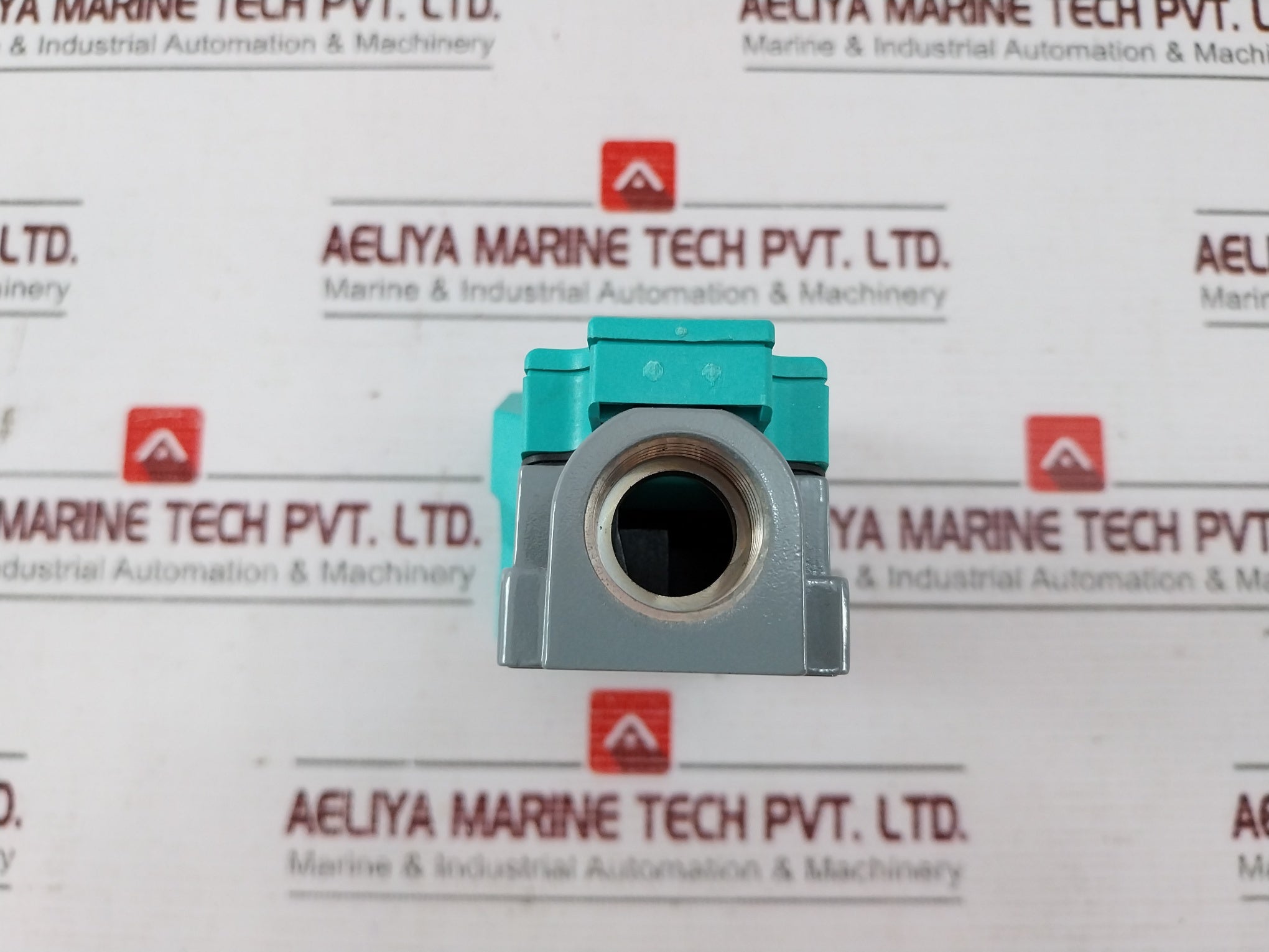 Pepperl+Fuchs Ncn40+U4+N0 Proximity Sensor 085986