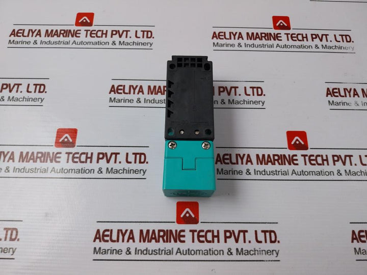 Pepperl+fuchs Ncn30+u1+n0 Varikont Inductive Sensor 8vdc Atex 106623s