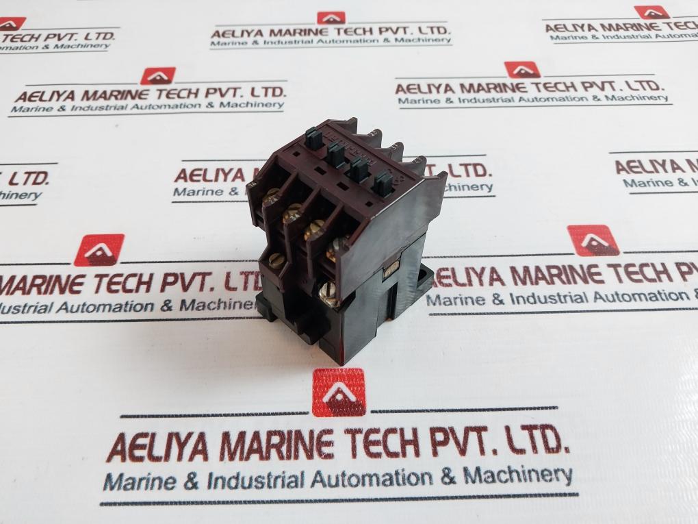 Petercem Kos 8 Auxiliary Contact Block 500V 50/60 Hz