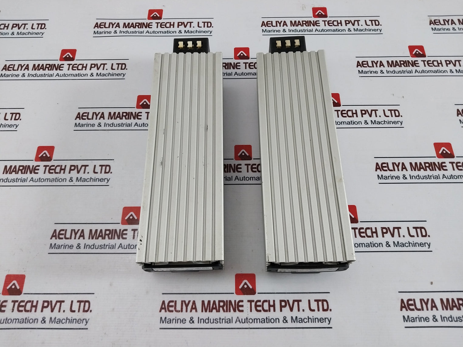 Pfannenberg FLH 150 Radiant Heater 17015005007 IP20 150W 110-250Vac 50/60Hz