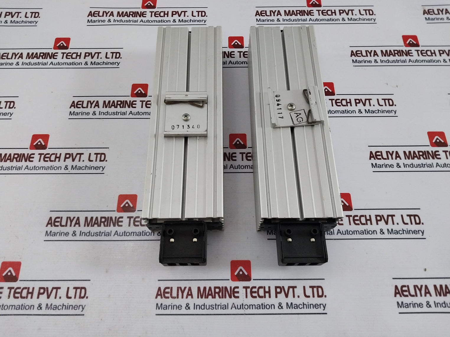 Pfannenberg FLH 150 Radiant Heater 17015005007 IP20 150W 110-250Vac 50/60Hz