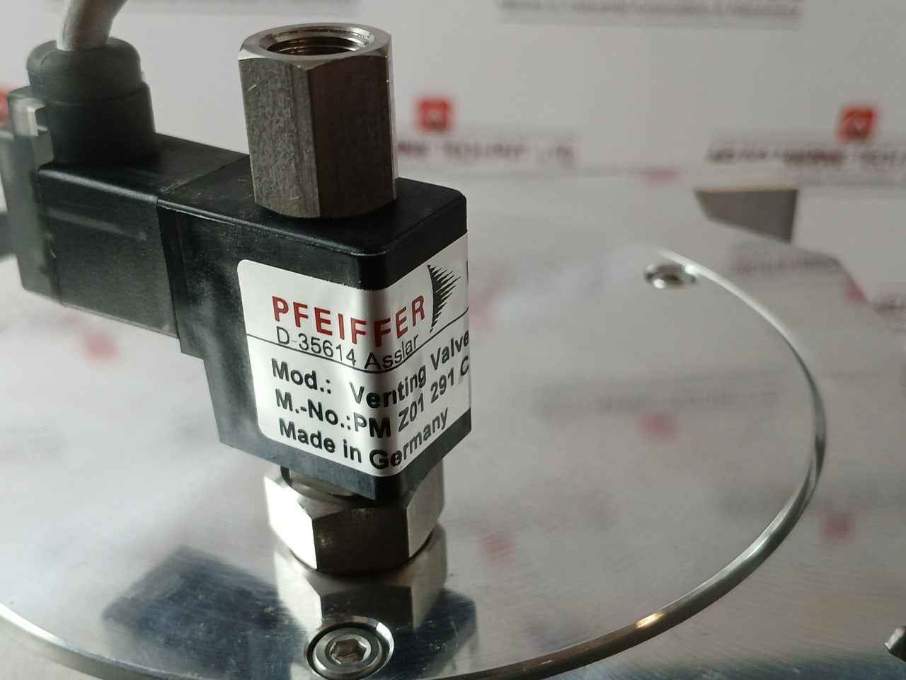 Pfeiffer Pm P04 550 Turbo Vacuum Pump Splitflow 310 60000 1/Min 1000Hz