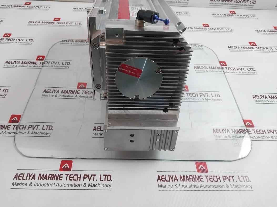 Pfeiffer Pm P04 550 Vacuum Pump Splitflow 310 3P 60000 1/Min 1000 Hz