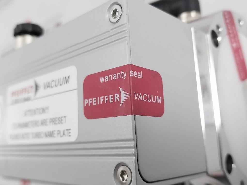 Pfeiffer Splitflow 80 Turbomolecular Vacuum Pump 1500 Hz Tc110 90000 1/Min