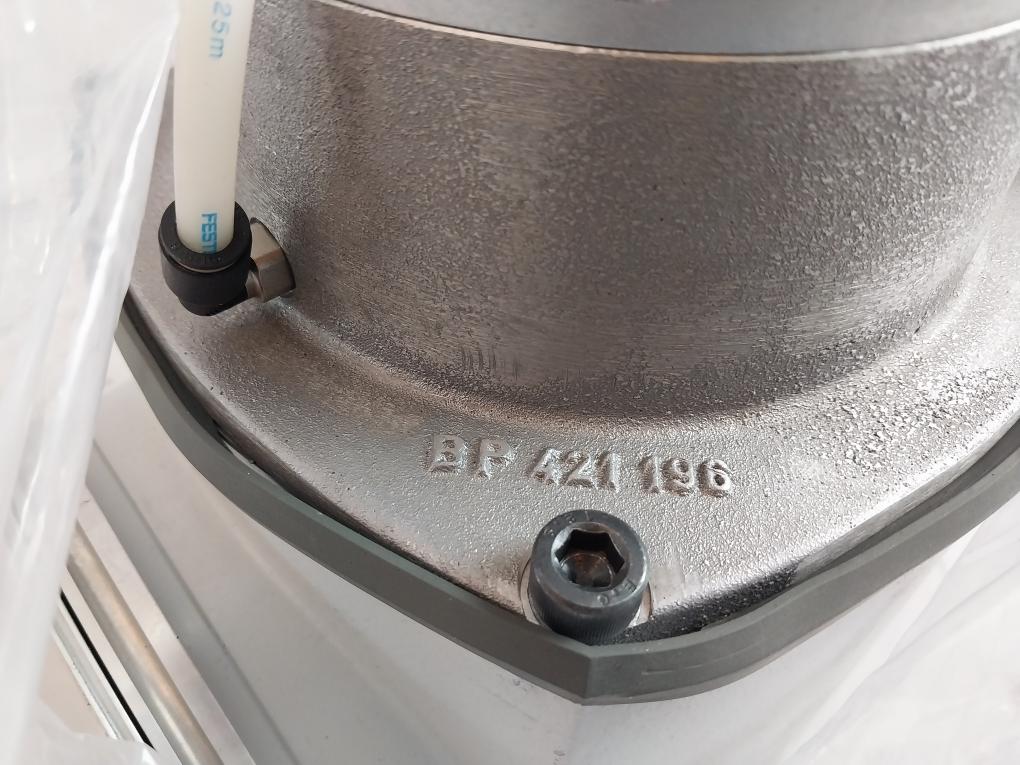 Pfeiffer Vacuum Evb 160 Pa Angle Valve Pfb38201A, 44275667 24V 68Ma