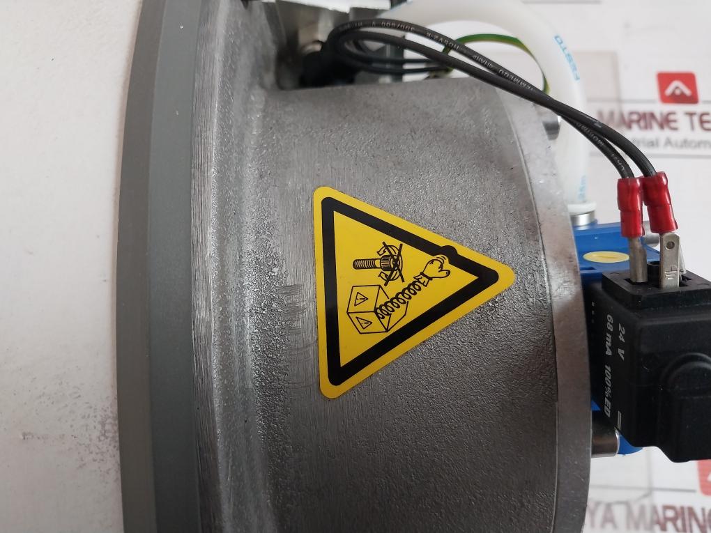 Pfeiffer Vacuum Evb 160 Pa Angle Valve Pfb38201A, 44275667 24V 68Ma