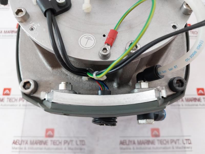 Pfeiffer Vacuum Evb 160 Pa High Vacuum Right Angle Valve Pfb38201A