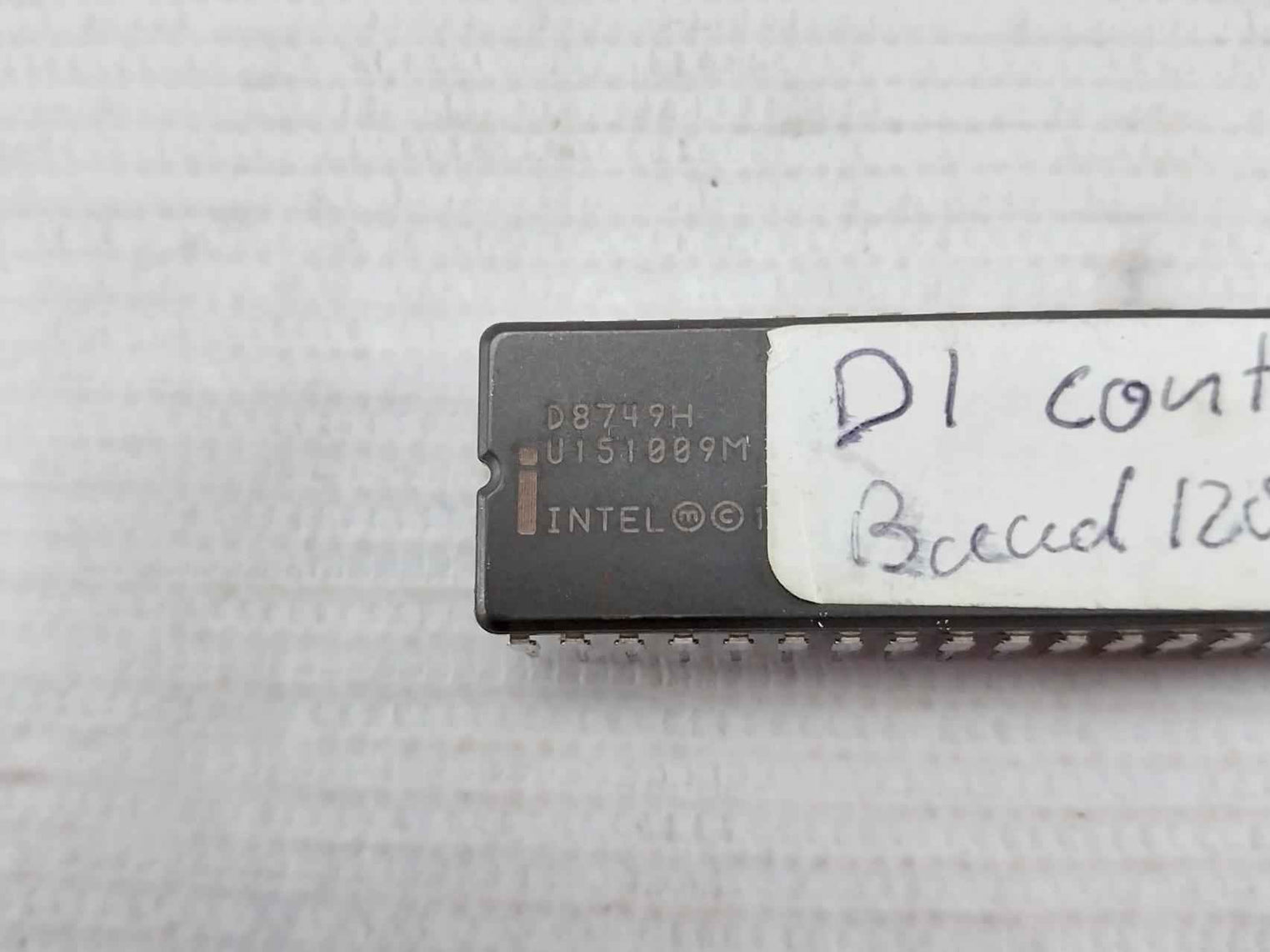 Philips Eeproms-erasable Programmable Read-only Memory Set 7L9827