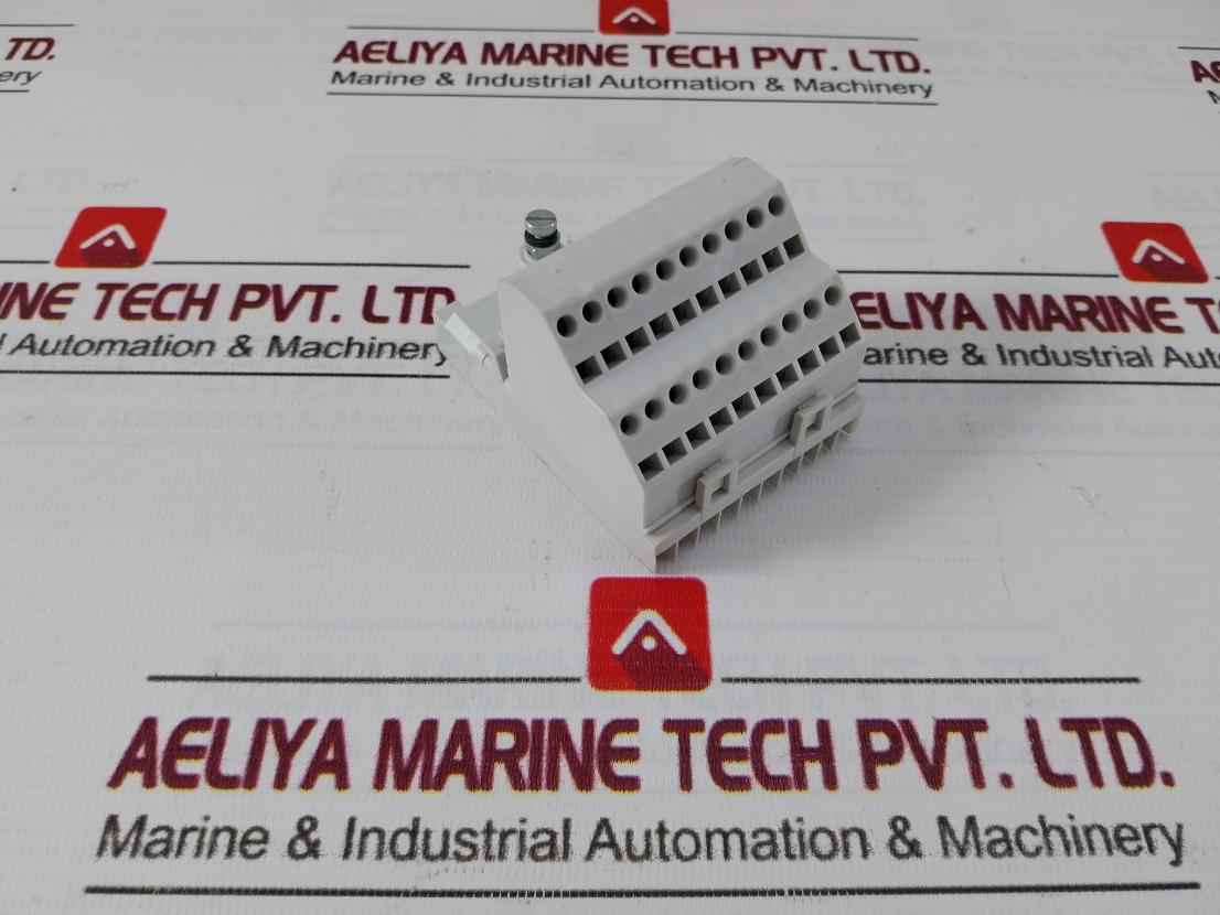 Phoenix Connect 10 Way Terminal Block