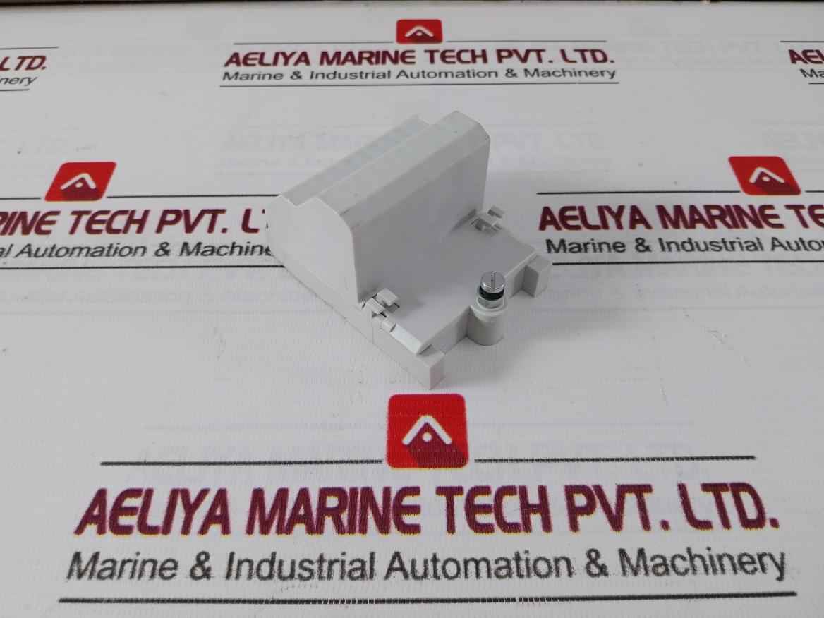 Phoenix Connect 10 Way Terminal Block