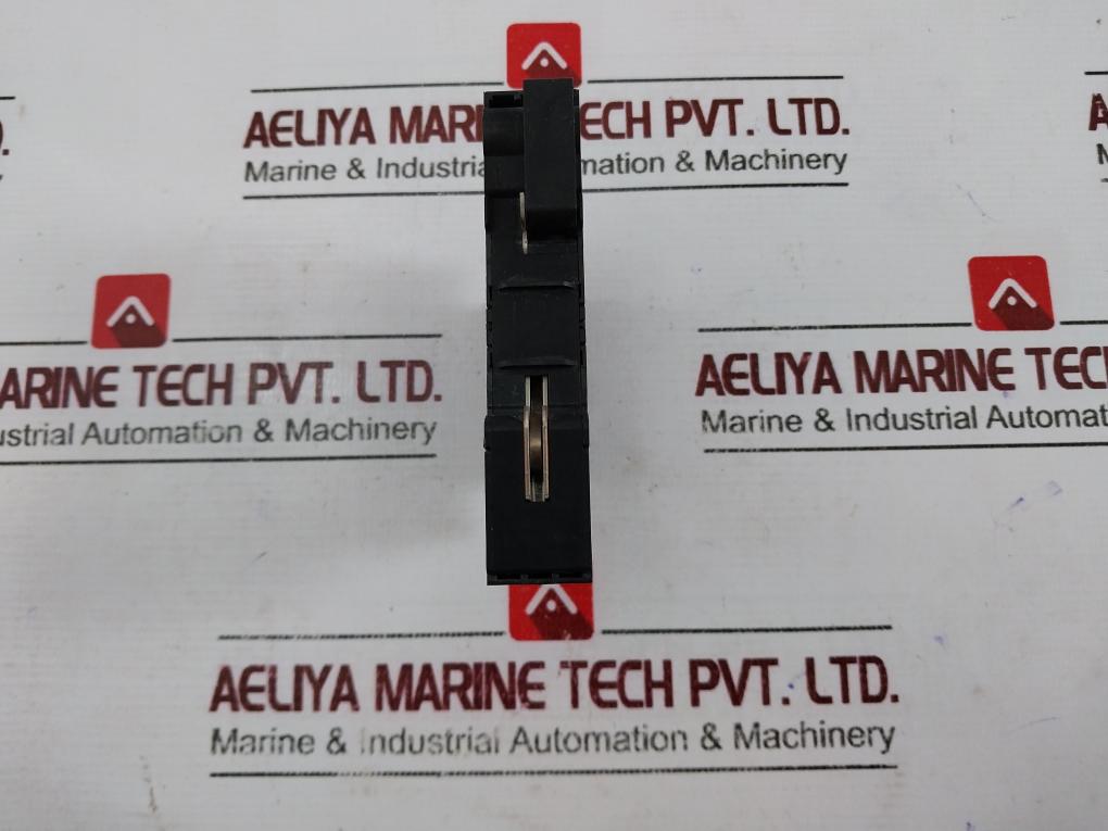 Phoenix Contact 2839347100 Type 3 Surge Protection Plug Pt 2-pe/S 230Ac-st