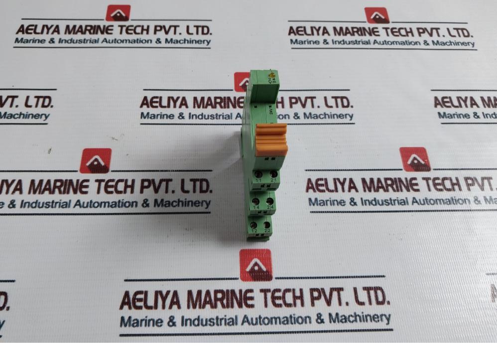 Lot of 4X Phoenix Contact 2967015 Relay Base PLC-BSC-24DC/21-21