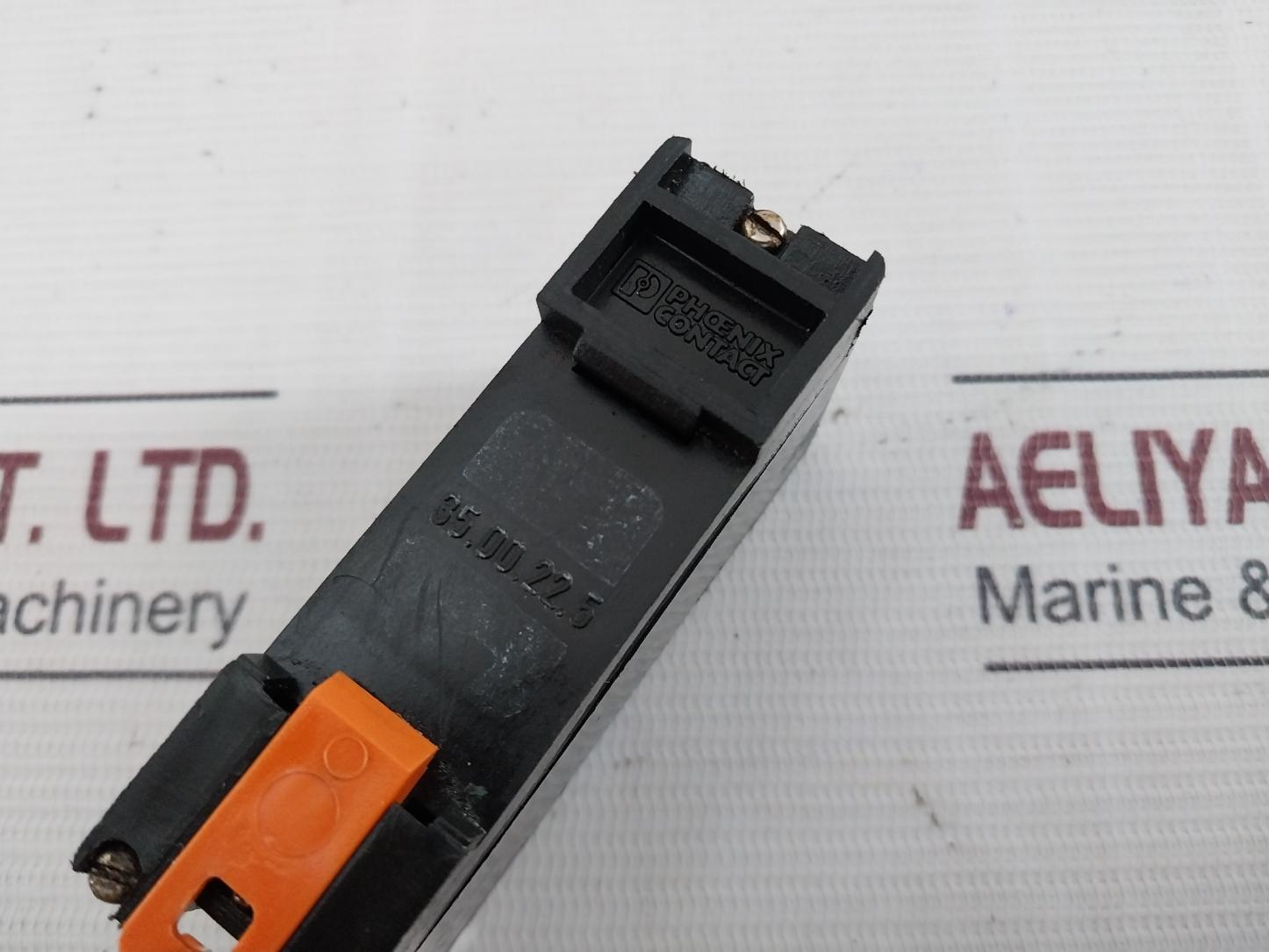 Phoenix Contact 35.00.22.5 Relay Base Socket Module