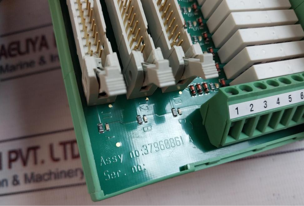 Phoenix Contact 37960861 Rev: A, Um Module