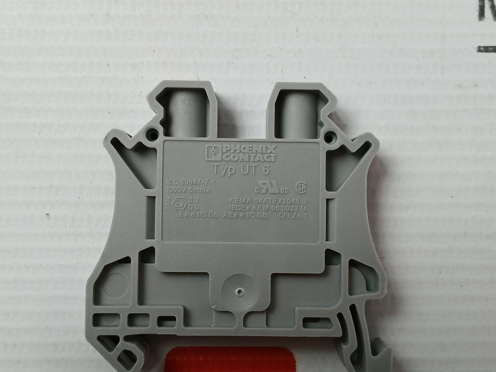 Phoenix Contact Feed Through Terminal Block Part No: Ut 6, 600V 50A Max (1 Box = 50 Pcs)