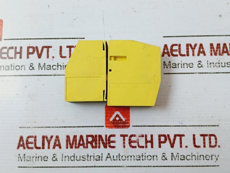 PHOENIX CONTACT HDFK25-PE Panel Feed-Through Terminal Block 10Mm2 8-4AWG