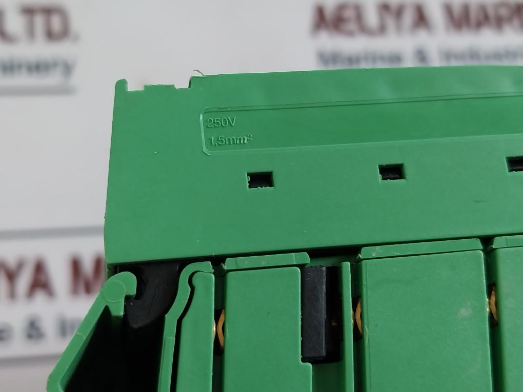 Phoenix Contact Il Pn Bk Di8 Do4 2Tx-pac Inline Profibus Bus Coupler 250V