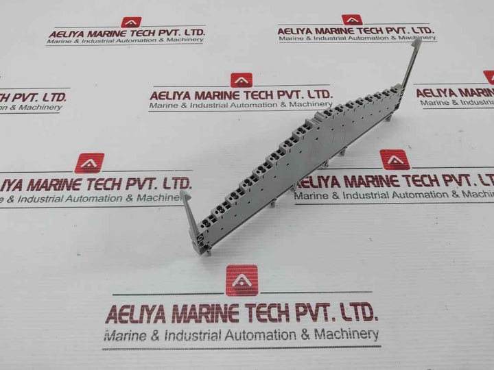 Phoenix Contact Marshalling Panel Zrv 8 (1 Box=10 Pcs) New