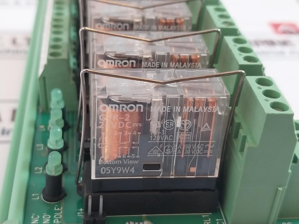 Phoenix Contact PC24D08-2C Relay Card Module