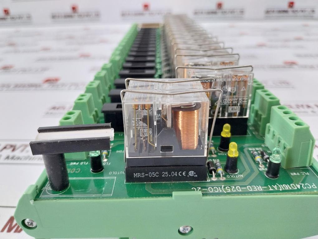 Phoenix Contact PC24D16T(AT-RED-D25)1C0-2C Digital Output Relay Interface Module
