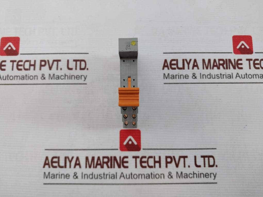 Lot Of 2X Phoenix Contact Plc-bsc-24Dc/21-21 Relay Base 24Vdc 080520 015M19 24V