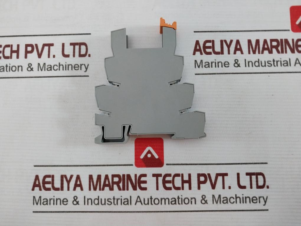 Lot Of 2X Phoenix Contact Plc-bsc-24Dc/21-21 Relay Base 24Vdc 080520 015M19 24V
