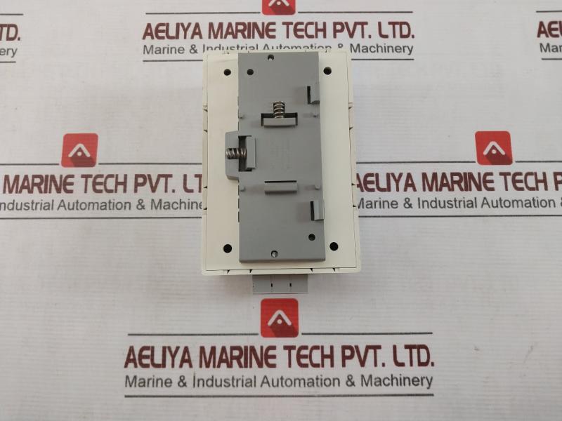 Phoenix Contact Sf-skbi 31/32 Raildual Power Outlet 5600461