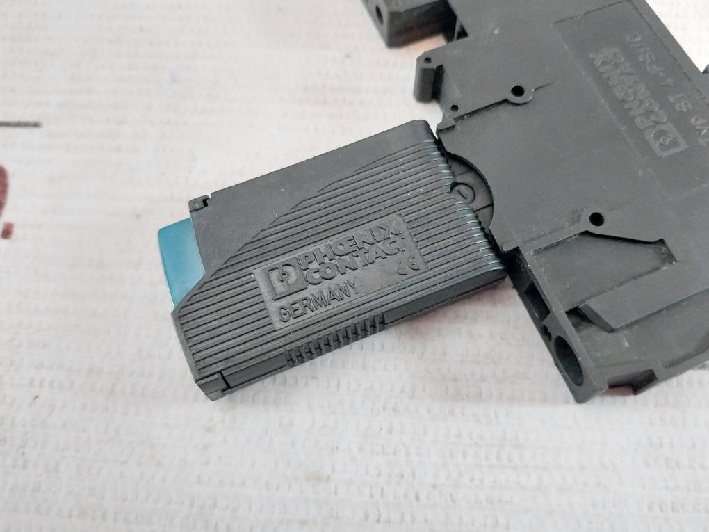 Phoenix Contact St 4-fsi/C Fuse Modular Terminal Block Ac250V Dc65V 24-10Awg