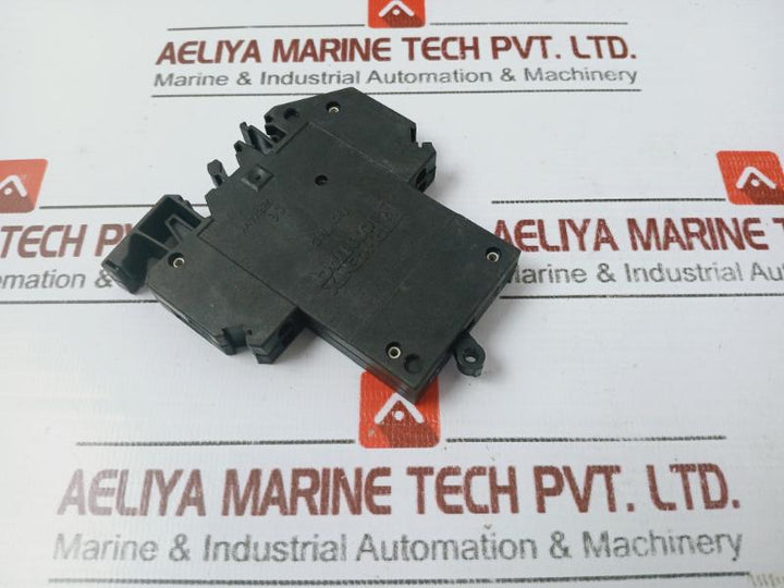 Phoenix Contact Tmc 1 M1 100 10,0a Safety Switch, 10a - Ac250v Dc65v