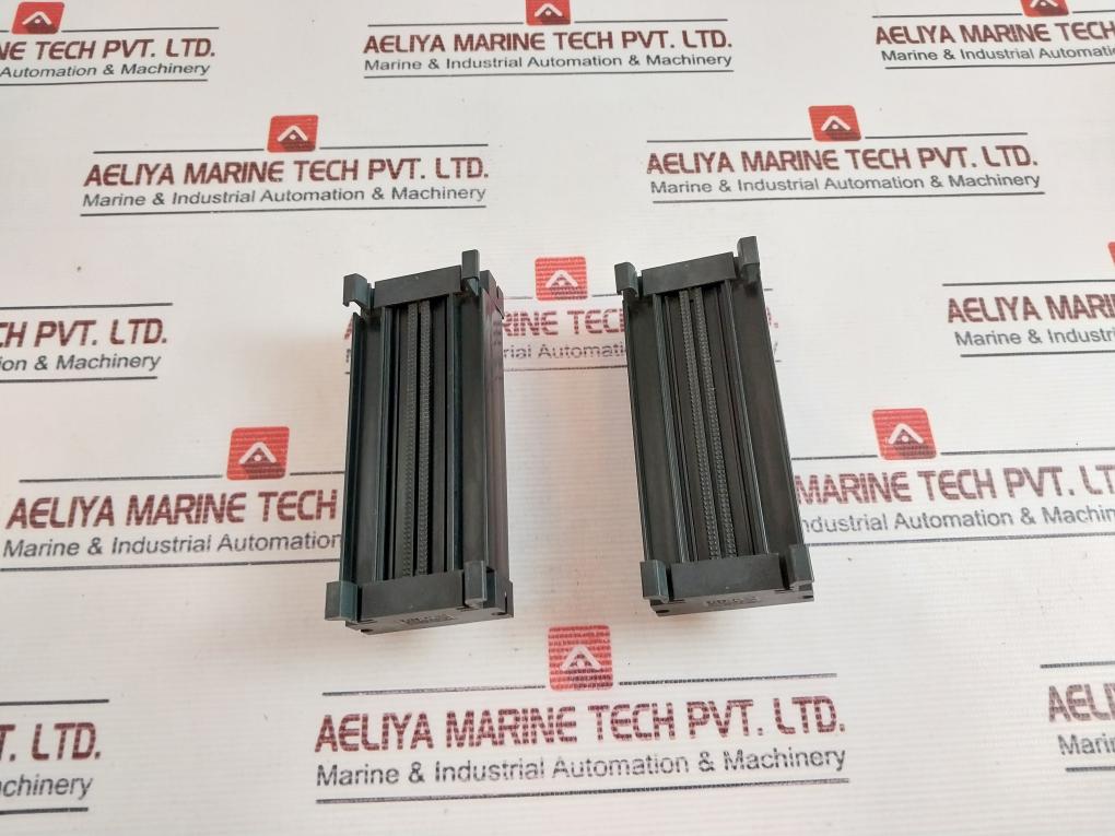 Phoenix Contact Um 45-d25Sub/S/Switch/Bk/So495 Interface Module