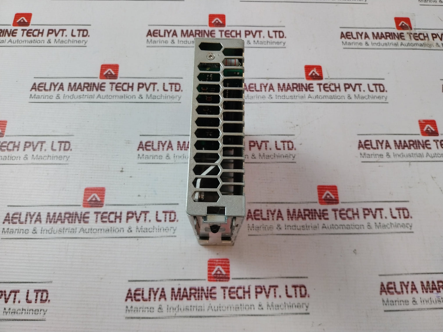Phoenix Contact Trio-diode/12-24Dc/2X10/1X20 Redundancy Module 12-24V Dc 20A