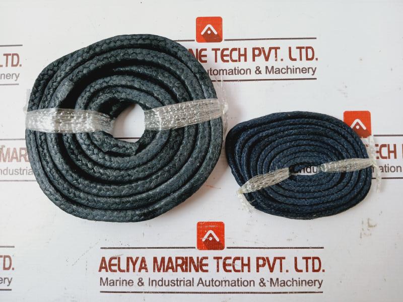 Pillar 6501L Carbonized Fiber Square Braid Packing 3.0Mm Set