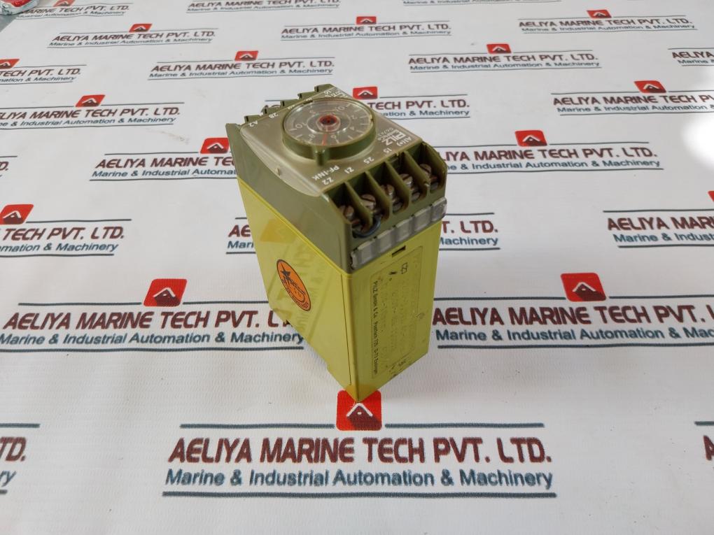 Pilz Pf-1Nk/10/220V~/2Uz-fbm Safety Relay 0,04-10Sec