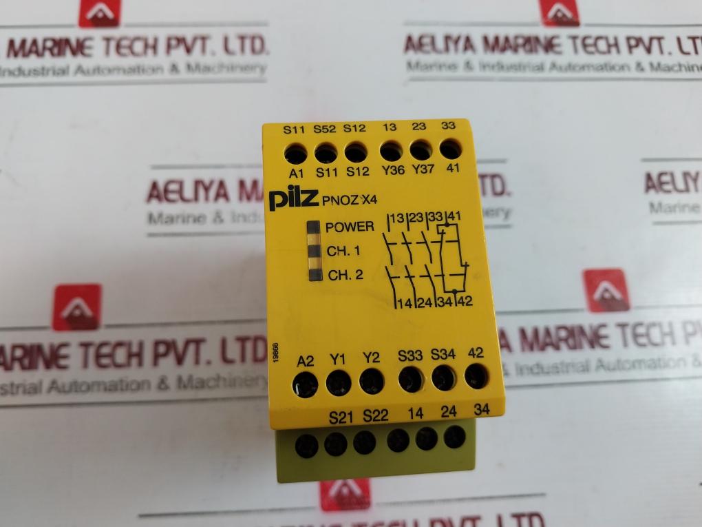 Pilz Pnoz X4 Safety Relay 24vdc 3n/o 1n/c 2.5 W